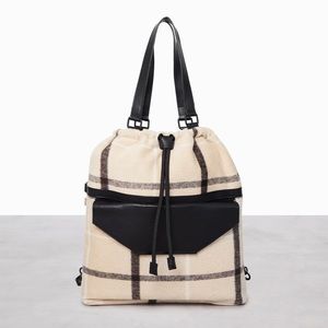 Beis Plaid Messenger Tote